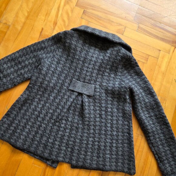 Wool Blend Gray Kenar Cardigan Houndstooth - Picture 7 of 12